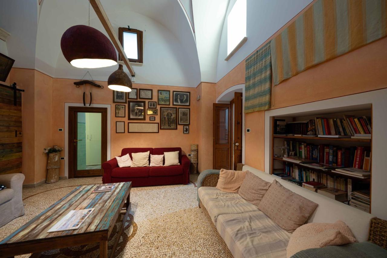 B&B Palazzo La Traja กาเยียโน เดล คาโป ภายนอก รูปภาพ