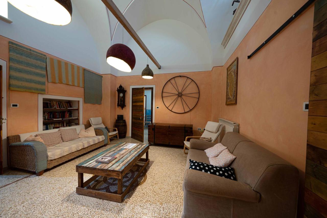 B&B Palazzo La Traja กาเยียโน เดล คาโป ภายนอก รูปภาพ
