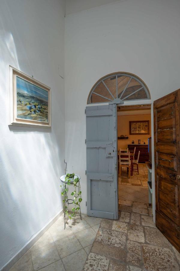 B&B Palazzo La Traja กาเยียโน เดล คาโป ภายนอก รูปภาพ